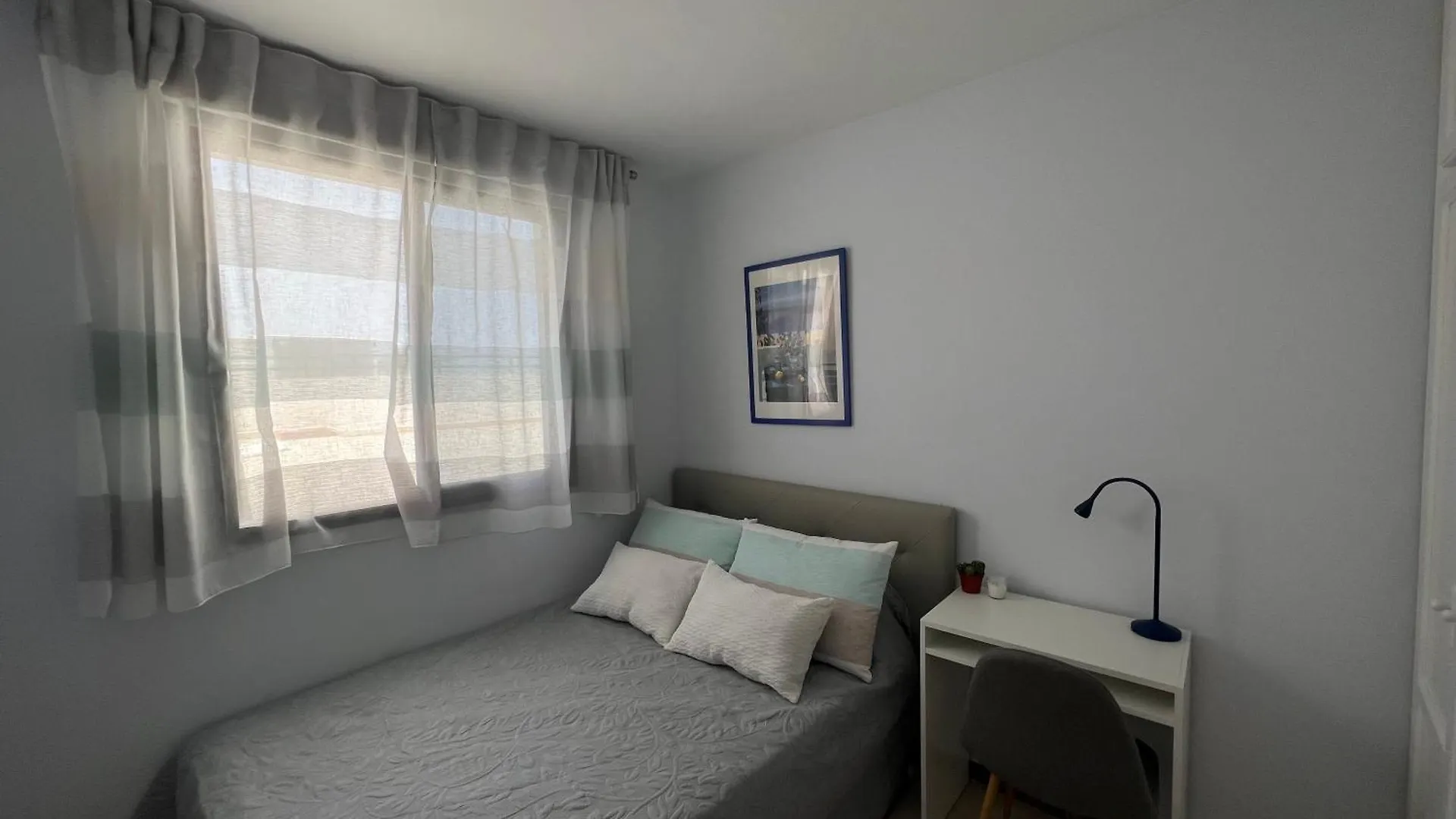 4 Bedroom 2 Bathroom Penthouse With Private Patio And Jacuzzi, Astonishing Views Of Los Gigantes Puerto de Santiago